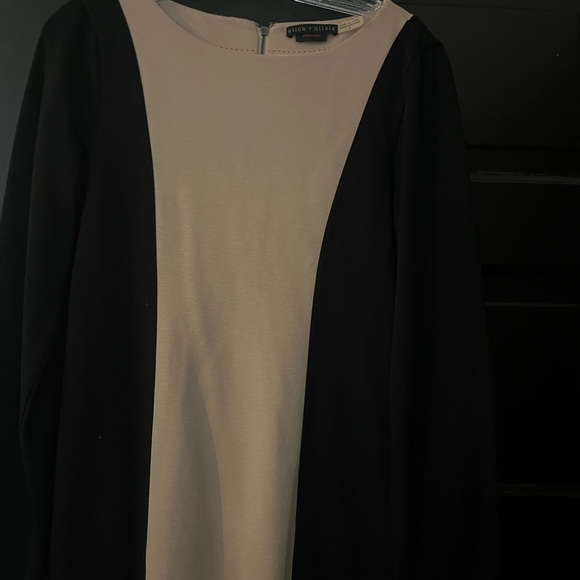 Alice and Olivia, NWT above the knee dress - Picture 3 of 6